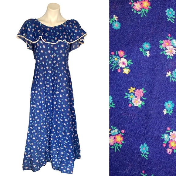 v i n t a g e :: Nalii Calico Hawaiian Muumuu Floral Maxi Dress Mu